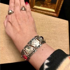 Sterling Silver Native Storyteller Link Bracelet!